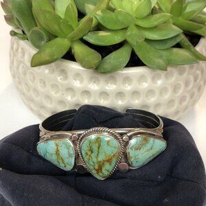 VINTAGE NAVAJO SILVER 3 TURQUOISE CUFF BRACELET